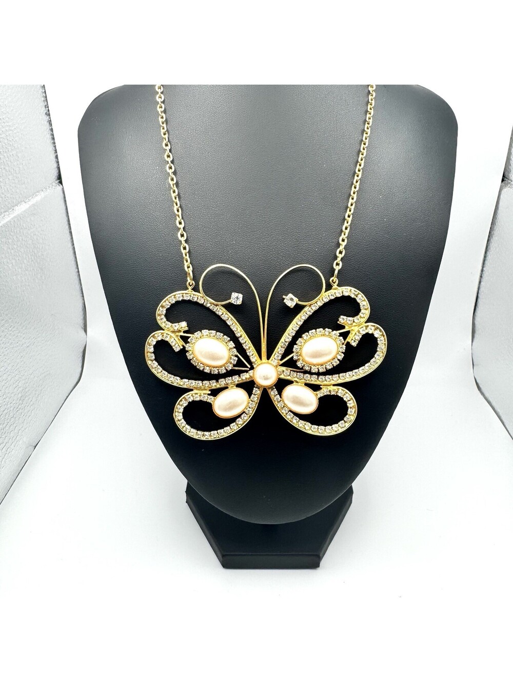 VTG Y2K Oversized Butterfly Pendant Necklace Rhinestone Fairycore Bling
